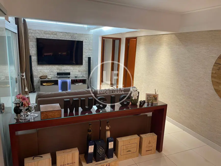 Foto 2 de Apartamento com 3 quartos à venda, 126m2 em Jardim Goiás, Goiania - GO