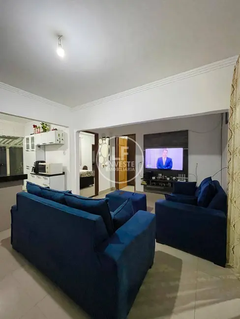 Foto 3 de Casa com 2 quartos à venda, 125m2 em Conjunto Habitacional Madre Germana II, Goiania - GO