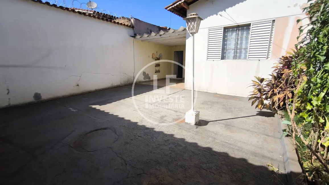 Foto 2 de Casa com 3 quartos à venda, 210m2 em Jardim Europa, Goiania - GO