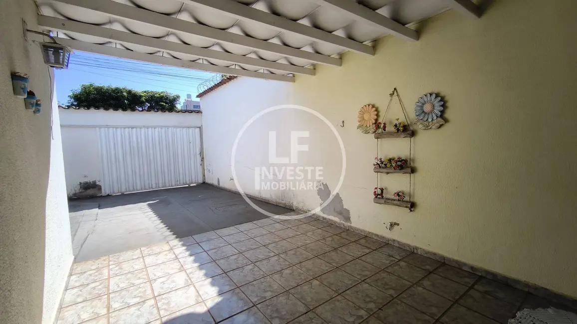 Foto 3 de Casa com 3 quartos à venda, 210m2 em Jardim Europa, Goiania - GO