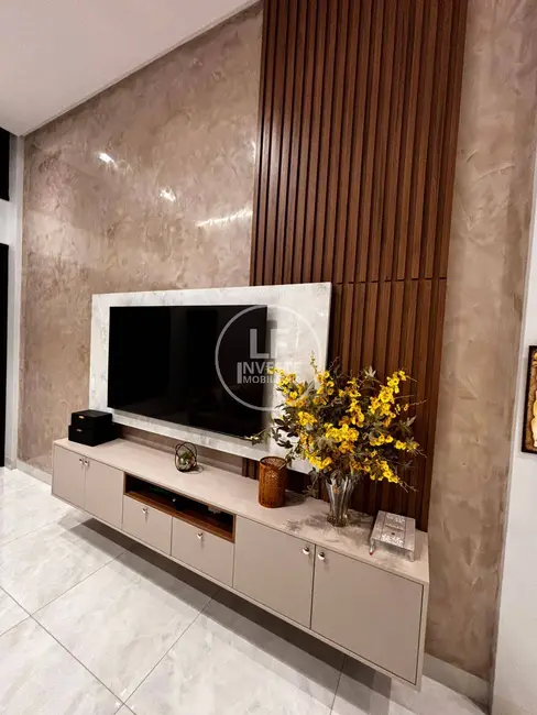 Casa com 3 quartos à venda, 179m2 em Senador Canedo - GO - imagem 5 Foto 5 de Casa com 3 quartos à venda, 179m2 em Senador Canedo - GO