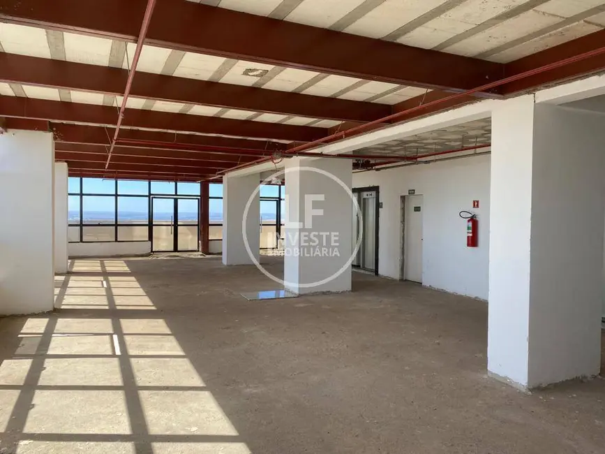 Sala Comercial à venda, 670m2 em Vila Brasília Complemento, Aparecida De Goiania - GO - imagem 9 Foto 9 de Sala Comercial à venda, 670m2 em Vila Brasília Complemento, Aparecida De Goiania - GO