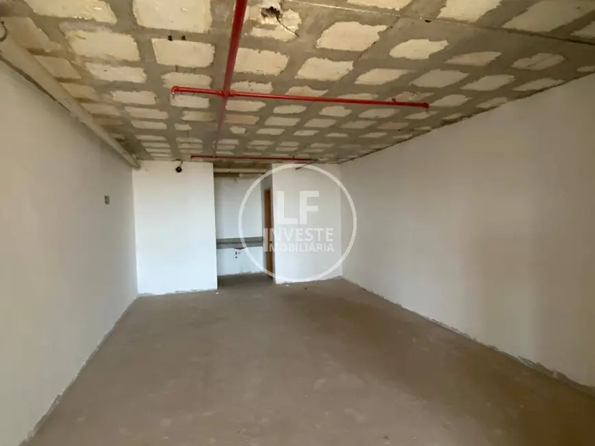 Sala Comercial à venda, 670m2 em Vila Brasília Complemento, Aparecida De Goiania - GO - imagem 7 Foto 7 de Sala Comercial à venda, 670m2 em Vila Brasília Complemento, Aparecida De Goiania - GO