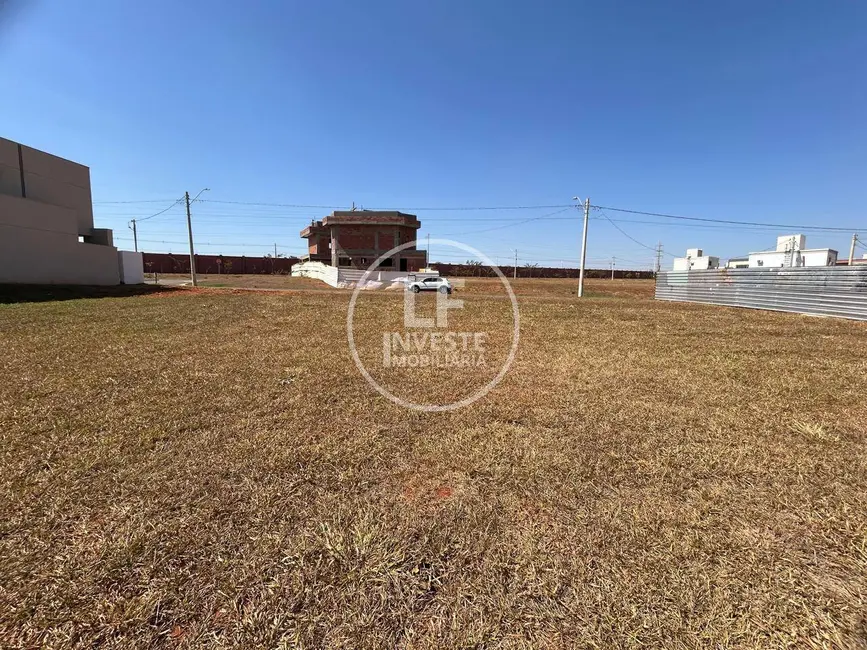 Lote de Condomínio à venda, 250m2 em Senador Canedo - GO - imagem 3 Foto 3 de Lote de Condomínio à venda, 250m2 em Senador Canedo - GO