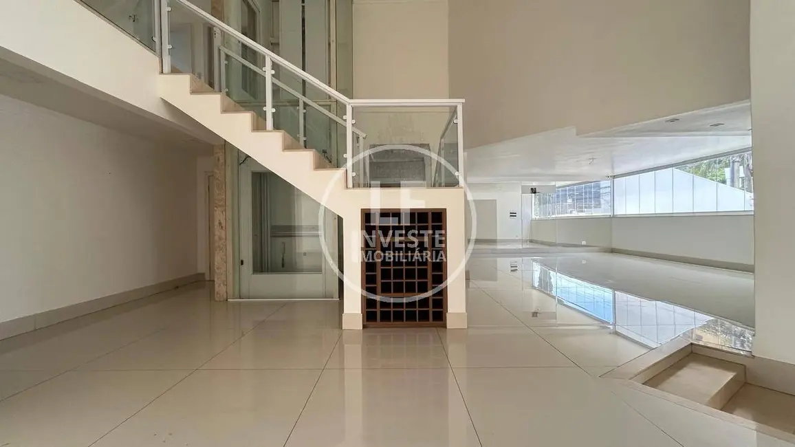 Sobrado com 8 quartos à venda, 700m2 em Setor Bueno, Goiania - GO - imagem 5 Foto 5 de Sobrado com 8 quartos à venda, 700m2 em Setor Bueno, Goiania - GO