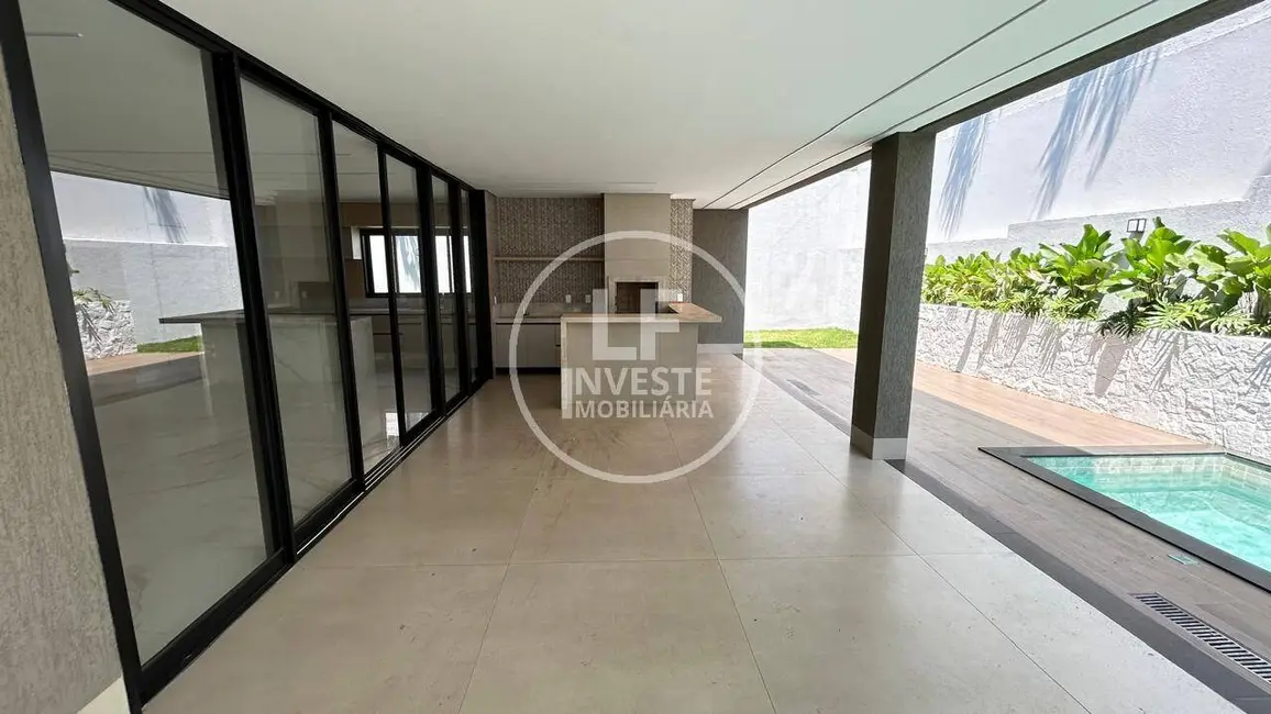 Casa de Condomínio com 5 quartos à venda, 447m2 em Alphaville Flamboyant Residencial Araguaia, Goiania - GO - imagem 4 Foto 4 de Casa de Condomínio com 5 quartos à venda, 447m2 em Alphaville Flamboyant Residencial Araguaia, Goiania - GO