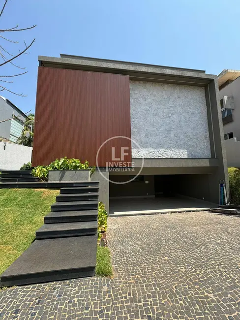 Foto 1 de Casa de Condomínio com 5 quartos à venda, 447m2 em Alphaville Flamboyant Residencial Araguaia, Goiania - GO