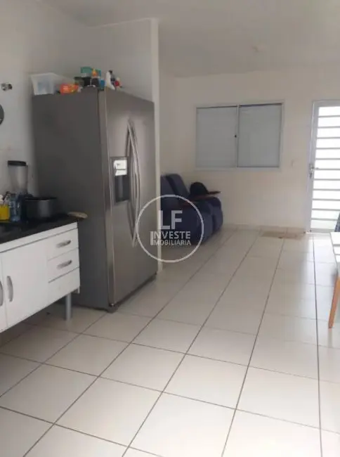 Foto 2 de Casa de Condomínio com 2 quartos à venda, 180m2 em Parque Maracanã, Goiania - GO