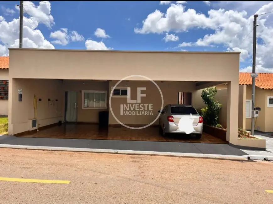 Foto 1 de Casa de Condomínio com 2 quartos à venda, 180m2 em Parque Maracanã, Goiania - GO