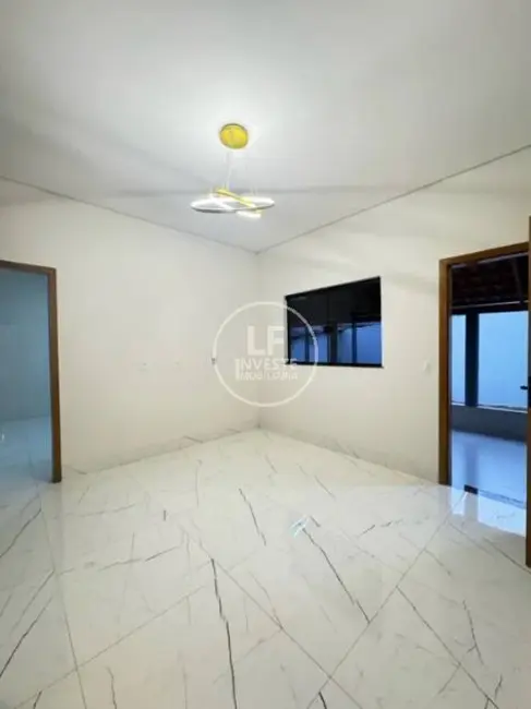Foto 2 de Casa com 2 quartos à venda, 360m2 em Residencial Solar Garden I, Aparecida De Goiania - GO