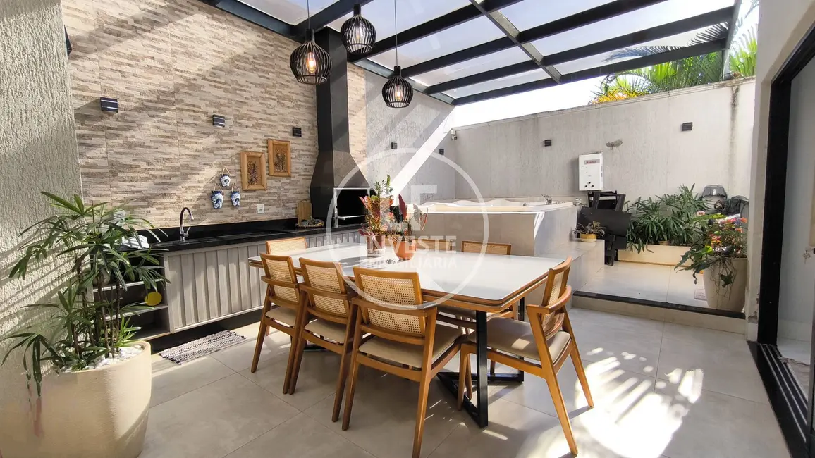 Casa com 3 quartos à venda, 300m2 em Residencial Brisas da Mata, Goiania - GO - imagem 9 Foto 9 de Casa com 3 quartos à venda, 300m2 em Residencial Brisas da Mata, Goiania - GO