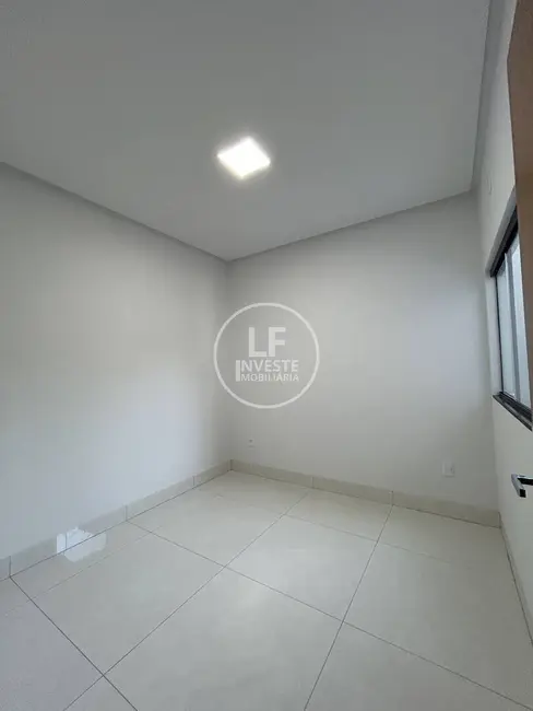 Foto 2 de Casa com 3 quartos à venda, 150m2 em Setor Santos Dumont, Goiania - GO