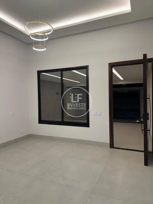 Foto 5 de Casa com 3 quartos à venda, 360m2 em Jardim Primavera, Trindade - GO