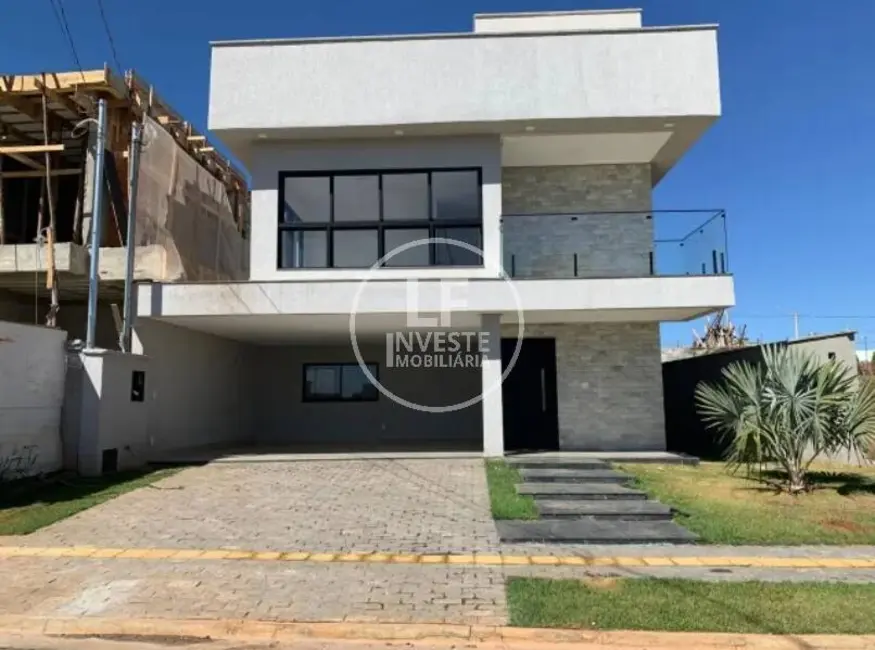 Foto 1 de Casa com 4 quartos à venda, 288m2 em Senador Canedo - GO