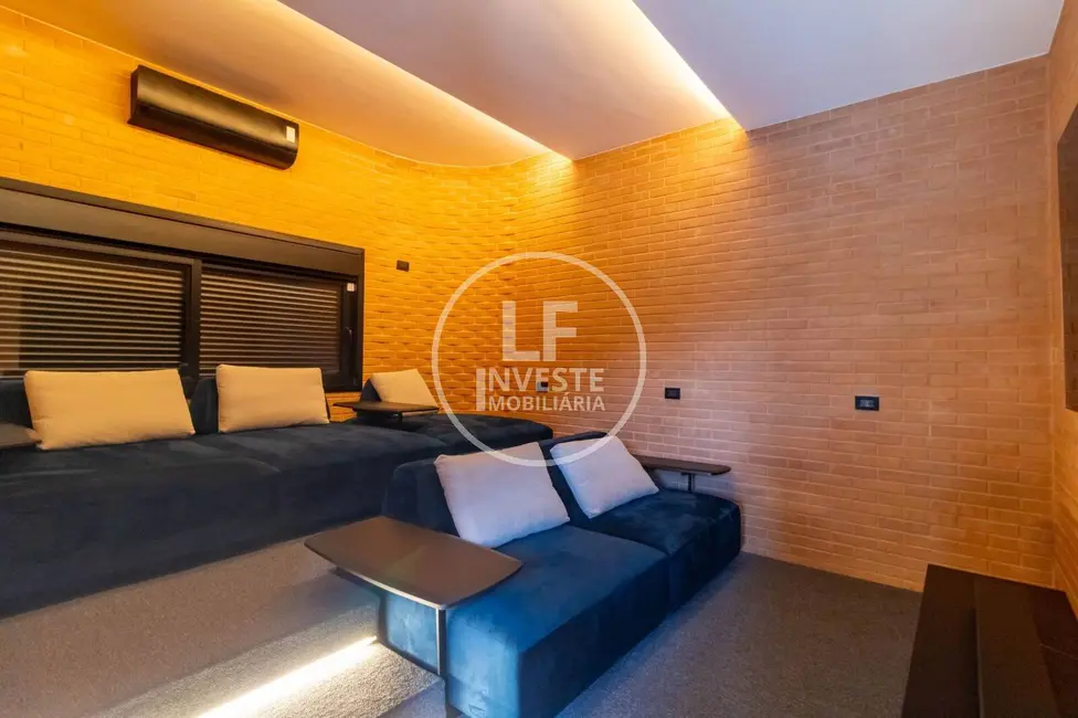 Casa de Condomínio com 4 quartos à venda, 1250m2 em Residencial Aurora das Mansões, Senador Canedo - GO - imagem 3 Foto 3 de Casa de Condomínio com 4 quartos à venda, 1250m2 em Residencial Aurora das Mansões, Senador Canedo - GO