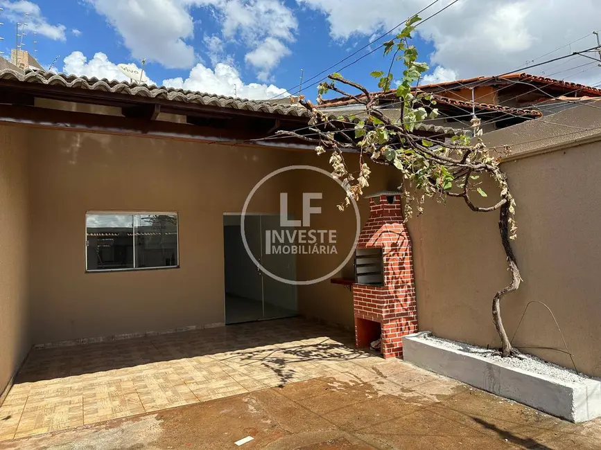 Foto 1 de Casa com 3 quartos à venda, 150m2 em Residencial Recanto do Bosque, Goiania - GO