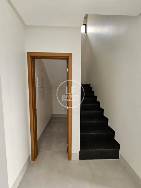 Casa de Condomínio com 4 quartos à venda, 213m2 em Senador Canedo - GO - imagem 9 Foto 9 de Casa de Condomínio com 4 quartos à venda, 213m2 em Senador Canedo - GO
