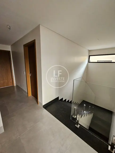 Casa de Condomínio com 4 quartos à venda, 213m2 em Senador Canedo - GO - imagem 8 Foto 8 de Casa de Condomínio com 4 quartos à venda, 213m2 em Senador Canedo - GO