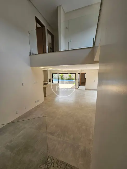 Casa de Condomínio com 4 quartos à venda, 224m2 em Senador Canedo - GO - imagem 7 Foto 7 de Casa de Condomínio com 4 quartos à venda, 224m2 em Senador Canedo - GO