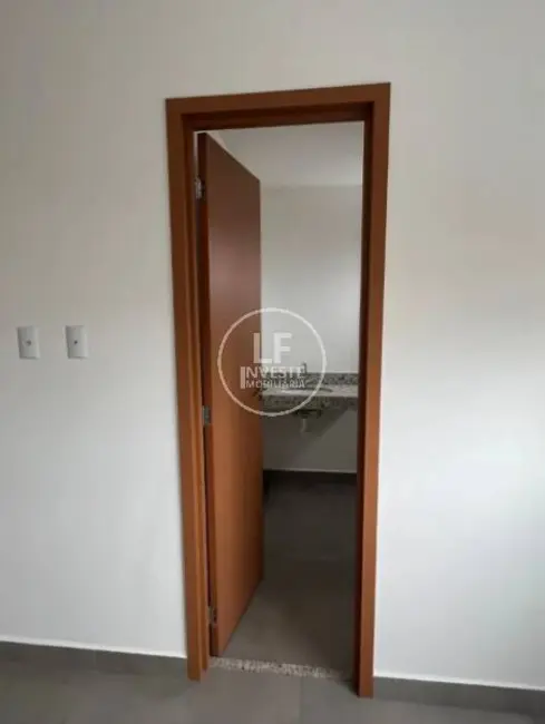 Apartamento com 2 quartos à venda, 66m2 em Setor Central, Goiania - GO - imagem 8 Foto 8 de Apartamento com 2 quartos à venda, 66m2 em Setor Central, Goiania - GO