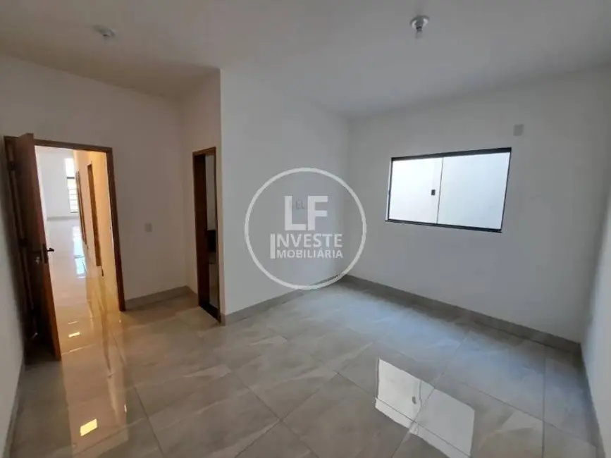 Foto 2 de Casa com 3 quartos à venda, 150m2 em Residencial Prado, Senador Canedo - GO