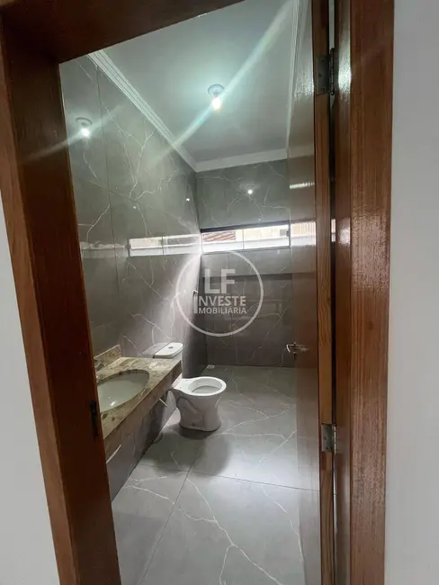 Casa de Condomínio com 3 quartos à venda, 200m2 em Jardim Decolores, Trindade - GO - imagem 6 Foto 6 de Casa de Condomínio com 3 quartos à venda, 200m2 em Jardim Decolores, Trindade - GO