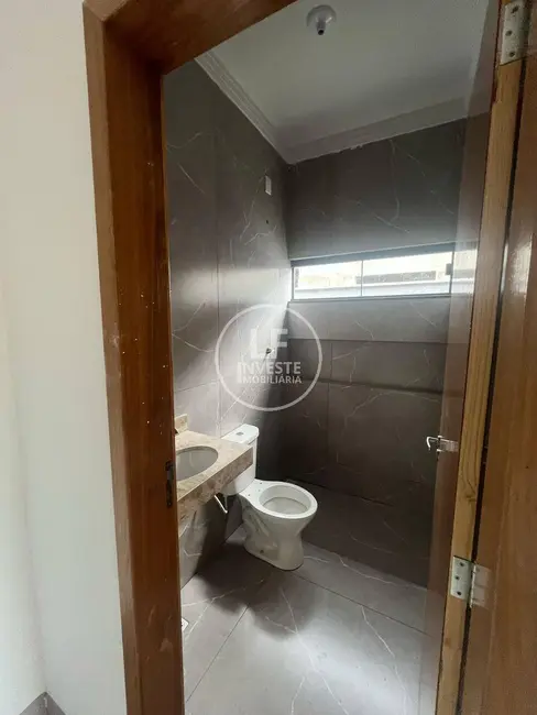 Casa de Condomínio com 3 quartos à venda, 200m2 em Jardim Decolores, Trindade - GO - imagem 9 Foto 9 de Casa de Condomínio com 3 quartos à venda, 200m2 em Jardim Decolores, Trindade - GO