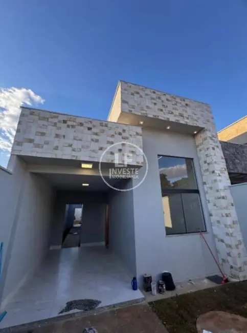 Casa com 2 quartos à venda, 180m2 em Hidrolandia - GO - imagem 1 Foto 1 de Casa com 2 quartos à venda, 180m2 em Hidrolandia - GO