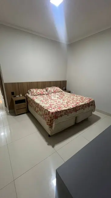 Foto 8 de Casa com 3 quartos à venda, 165m2 em Jardim Novo Mundo, Goiania - GO
