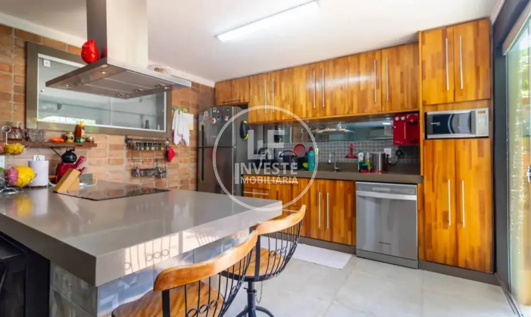 Foto 2 de Sobrado com 2 quartos à venda, 135m2 em Jardim Novo Mundo, Goiania - GO