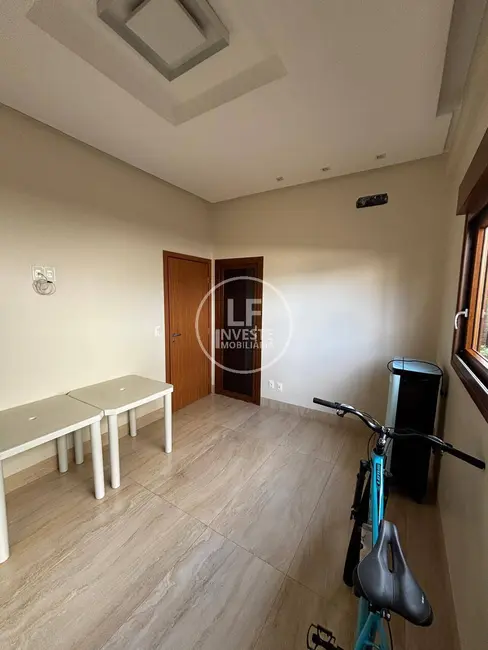 Foto 7 de Casa com 3 quartos à venda, 525m2 em Goiania - GO