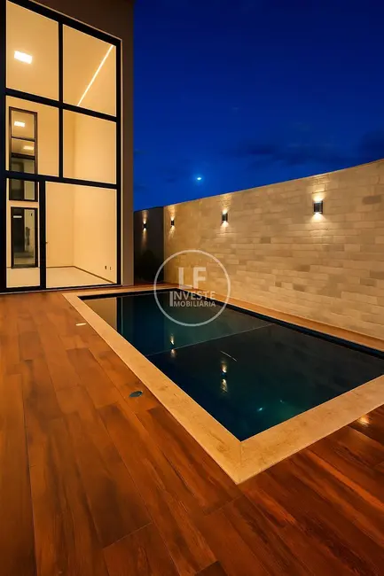 Sobrado com 4 quartos à venda, 300m2 em Senador Canedo - GO - imagem 2 Foto 2 de Sobrado com 4 quartos à venda, 300m2 em Senador Canedo - GO