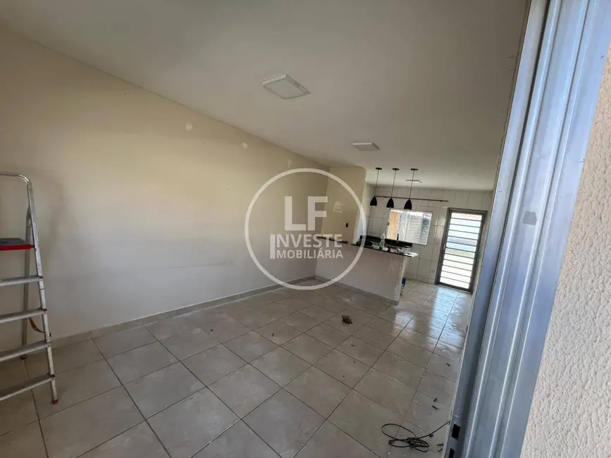 Foto 4 de Casa com 2 quartos à venda, 81m2 em Fazenda São Domingos, Goiania - GO