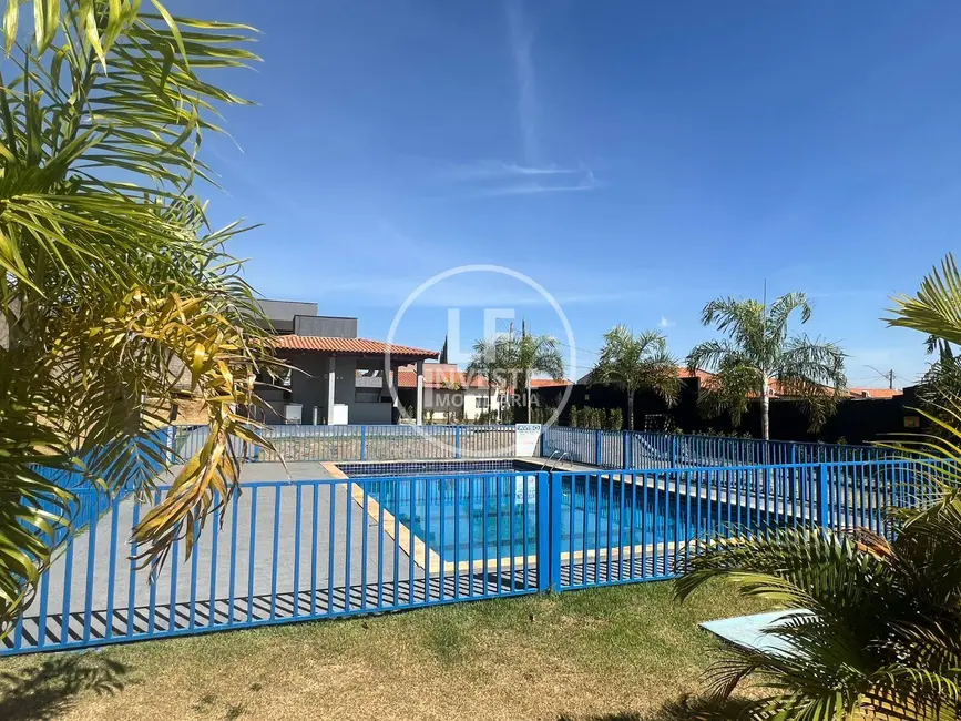 Foto 1 de Casa com 2 quartos à venda, 81m2 em Fazenda São Domingos, Goiania - GO