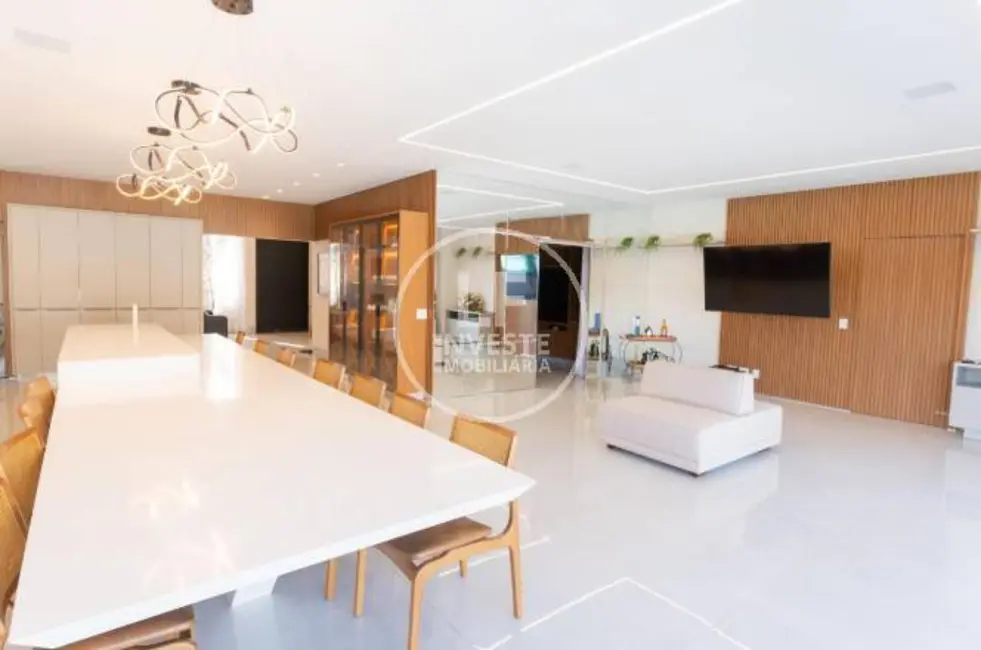 Casa com 4 quartos à venda, 400m2 em Hidrolandia - GO - imagem 4 Foto 4 de Casa com 4 quartos à venda, 400m2 em Hidrolandia - GO