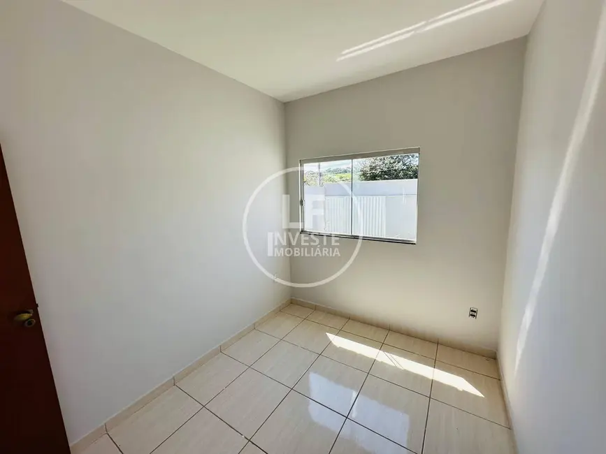 Foto 3 de Casa com 2 quartos à venda, 159m2 em Setor Maysa, Trindade - GO