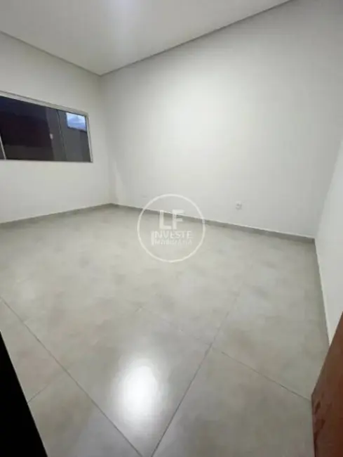 Foto 4 de Casa com 2 quartos à venda, 186m2 em Jardim Miramar, Aparecida De Goiania - GO