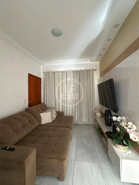 Casa com 2 quartos à venda, 251m2 em Residencial Paraíso, Senador Canedo - GO - imagem 4 Foto 4 de Casa com 2 quartos à venda, 251m2 em Residencial Paraíso, Senador Canedo - GO