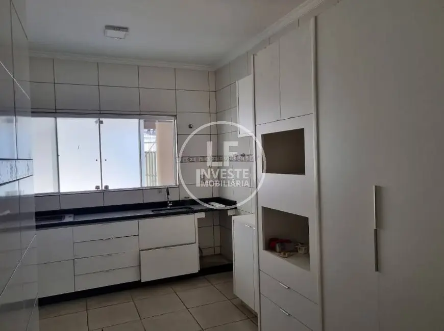 Foto 4 de Casa com 3 quartos à venda, 208m2 em Aparecida De Goiania - GO