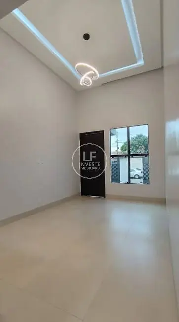 Casa com 3 quartos à venda, 234m2 em Vila Oliveira, Aparecida De Goiania - GO - imagem 5 Foto 5 de Casa com 3 quartos à venda, 234m2 em Vila Oliveira, Aparecida De Goiania - GO