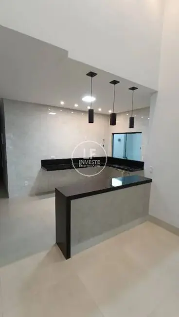 Casa com 3 quartos à venda, 234m2 em Vila Oliveira, Aparecida De Goiania - GO - imagem 4 Foto 4 de Casa com 3 quartos à venda, 234m2 em Vila Oliveira, Aparecida De Goiania - GO