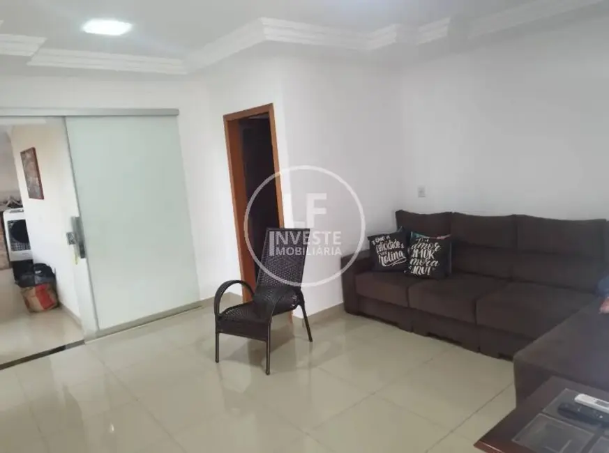 Foto 8 de Casa com 3 quartos à venda, 225m2 em Residencial Park Solar, Goiania - GO