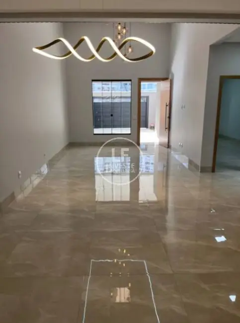 Foto 2 de Casa com 3 quartos à venda, 210m2 em Jardim Atlântico, Goiania - GO