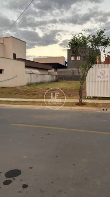 Foto 3 de Lote de Condomínio à venda, 312m2 em Jardim Cristal, Aparecida De Goiania - GO