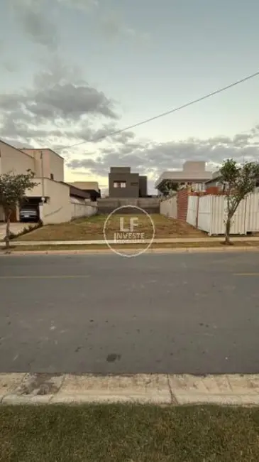 Foto 1 de Lote de Condomínio à venda, 312m2 em Jardim Cristal, Aparecida De Goiania - GO