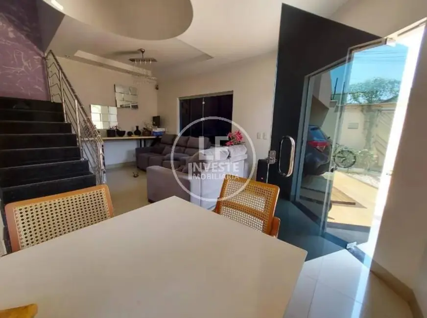 Sobrado com 3 quartos à venda, 160m2 em Jardim Bela Morada, Aparecida De Goiania - GO - imagem 3 Foto 3 de Sobrado com 3 quartos à venda, 160m2 em Jardim Bela Morada, Aparecida De Goiania - GO