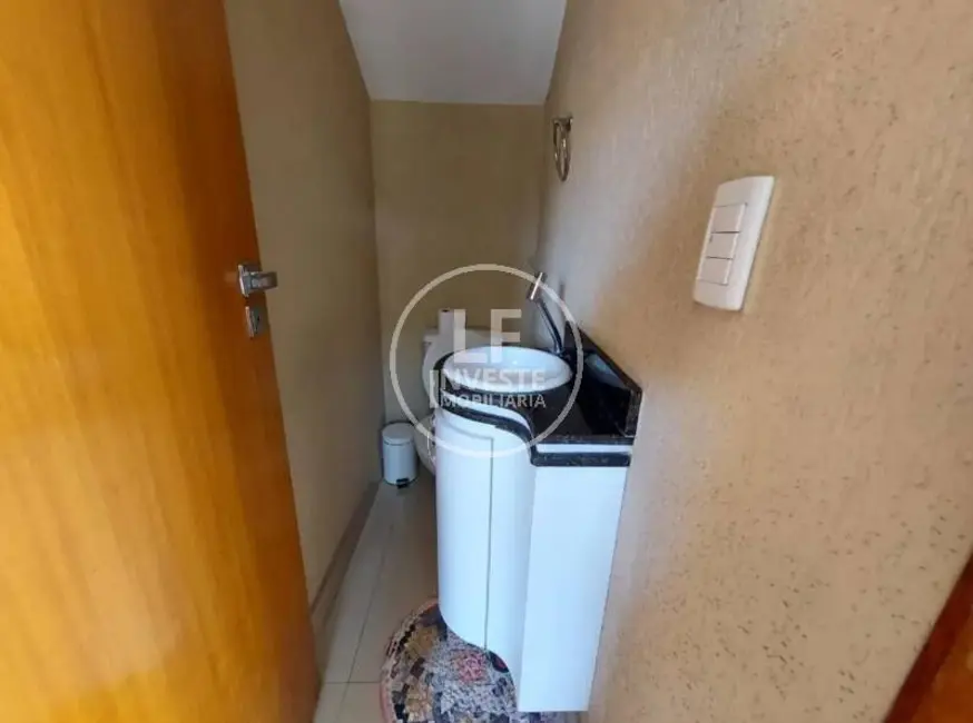 Sobrado com 3 quartos à venda, 160m2 em Jardim Bela Morada, Aparecida De Goiania - GO - imagem 9 Foto 9 de Sobrado com 3 quartos à venda, 160m2 em Jardim Bela Morada, Aparecida De Goiania - GO