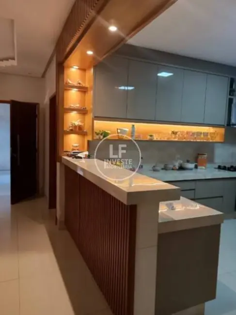 Foto 5 de Casa com 4 quartos à venda, 200m2 em Chácaras Santa Luzia, Aparecida De Goiania - GO
