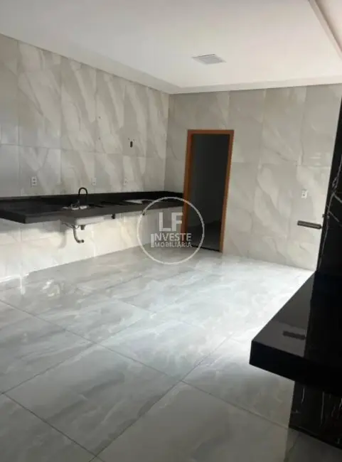 Foto 6 de Sobrado com 3 quartos à venda, 200m2 em Morada dos Pássaros, Aparecida De Goiania - GO