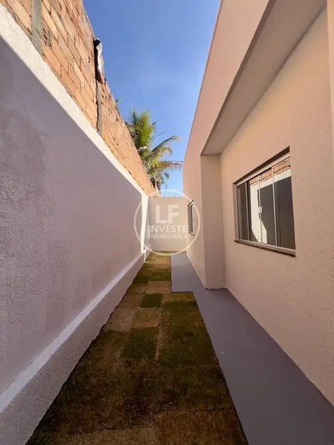 Foto 8 de Casa com 2 quartos à venda, 200m2 em Goianira - GO